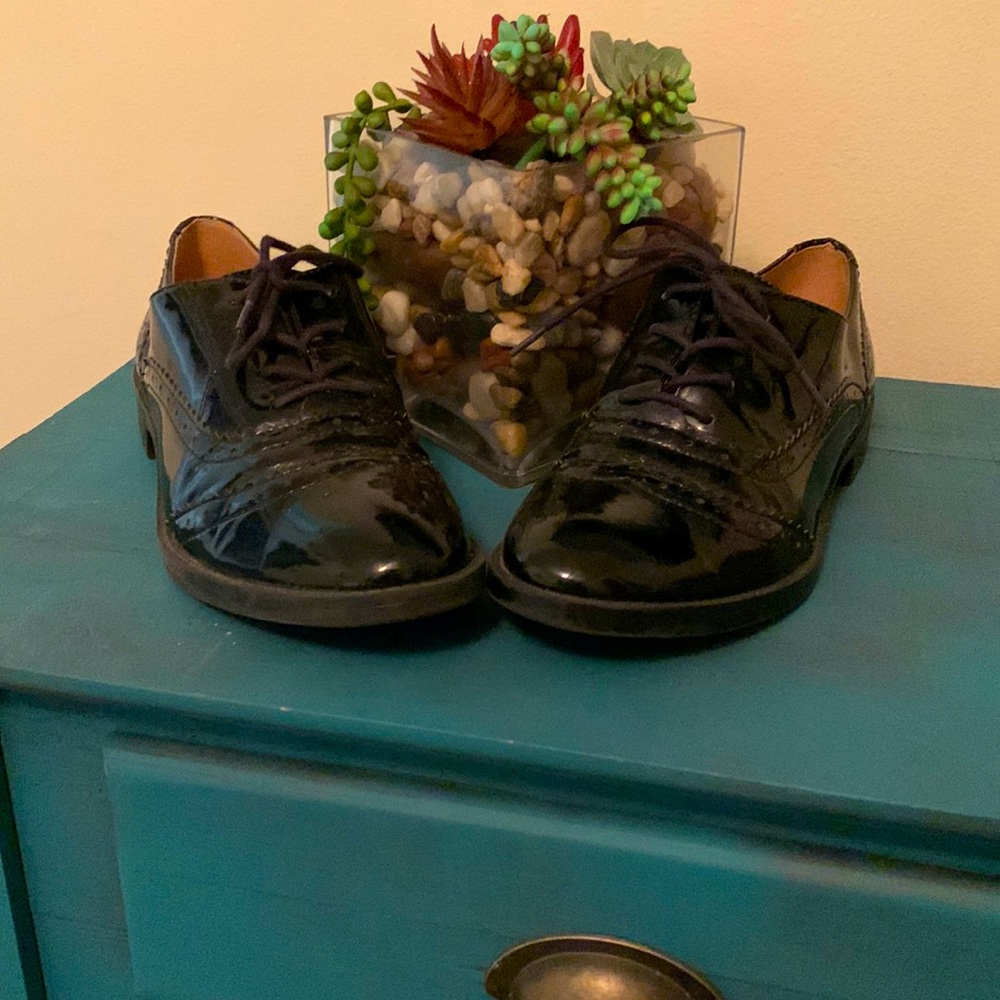 FRANCO SARTO Black Patent Brogue Style Shoes